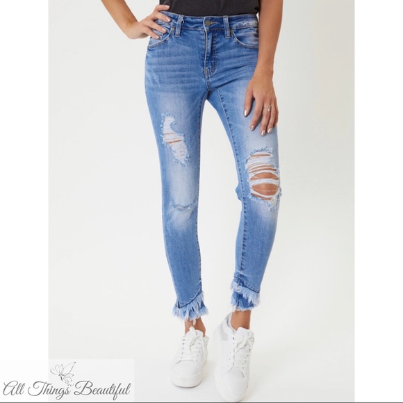 🌹KANCAN Distressed Fringe Ankle Skinnies🌹 - Picture 3 of 7